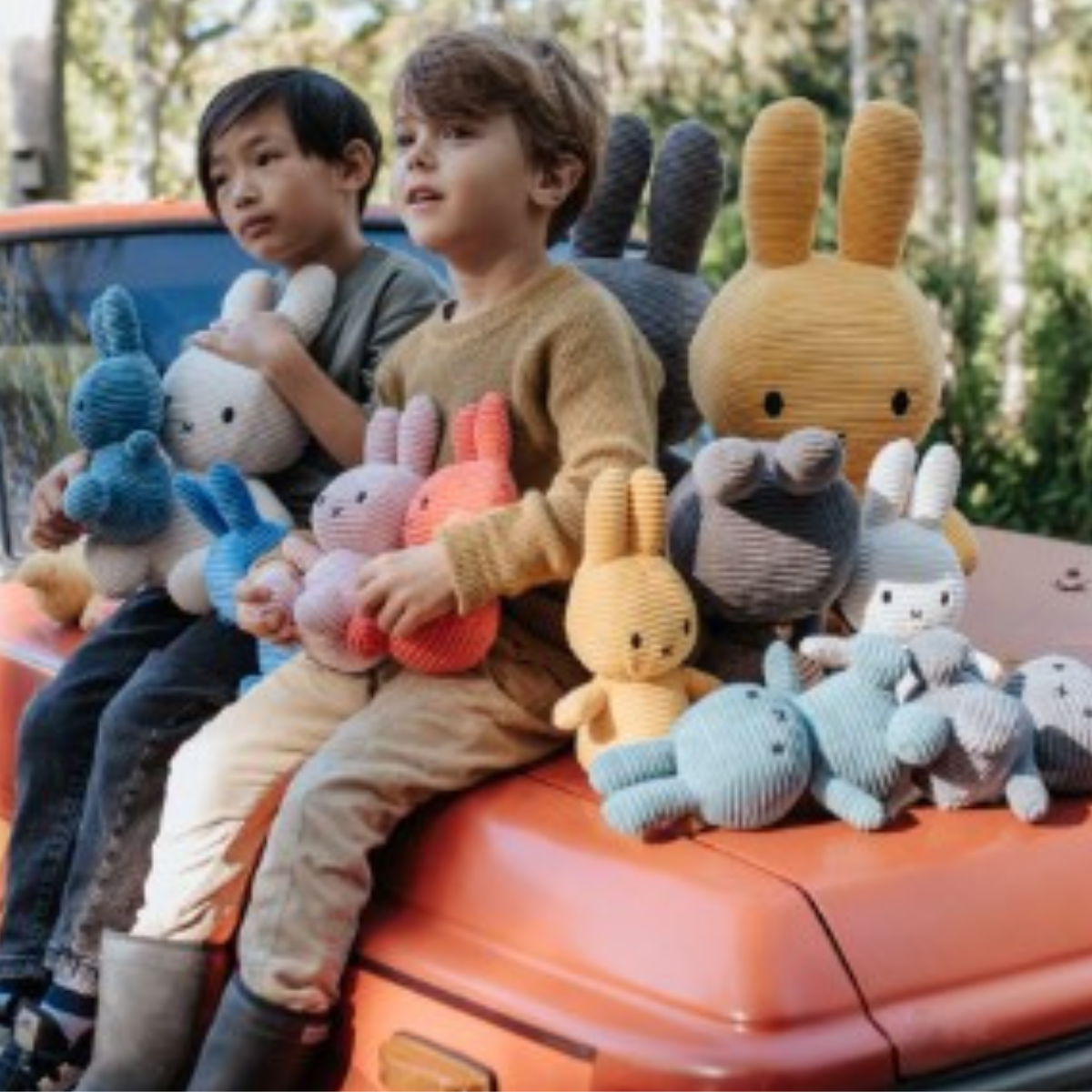 Peluche Miffy Eco Corduroy 23 cm - 9"