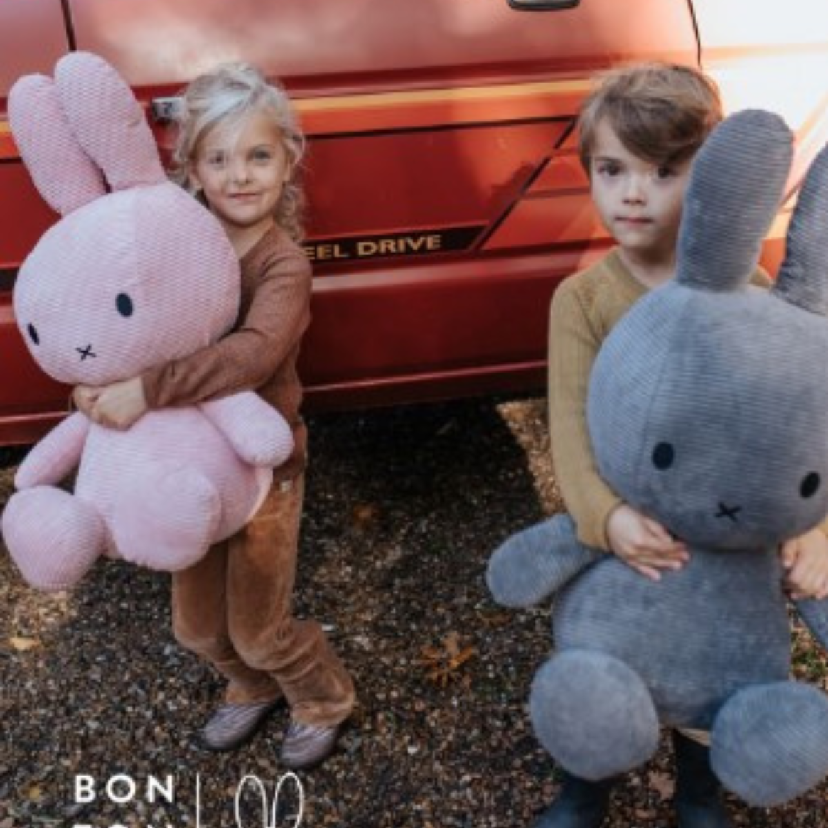 Peluche Miffy Eco Corduroy 70 cm - 27,5"