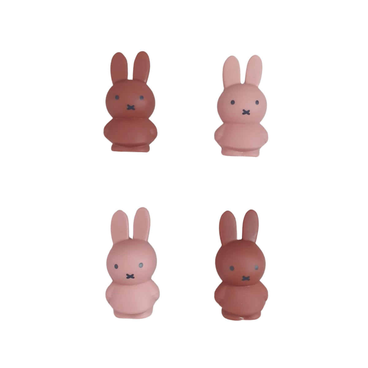 Set de 4 Imanes Miffy - Medidas 5 Cm - Altura 4,6 cm - 2,5 cm de Diámetro
