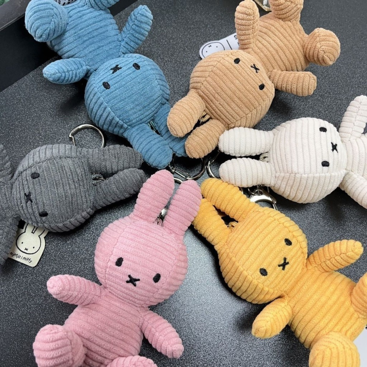 Peluche y llavero Miffy  Keychain ECO Corduroy 10 cm- 4"